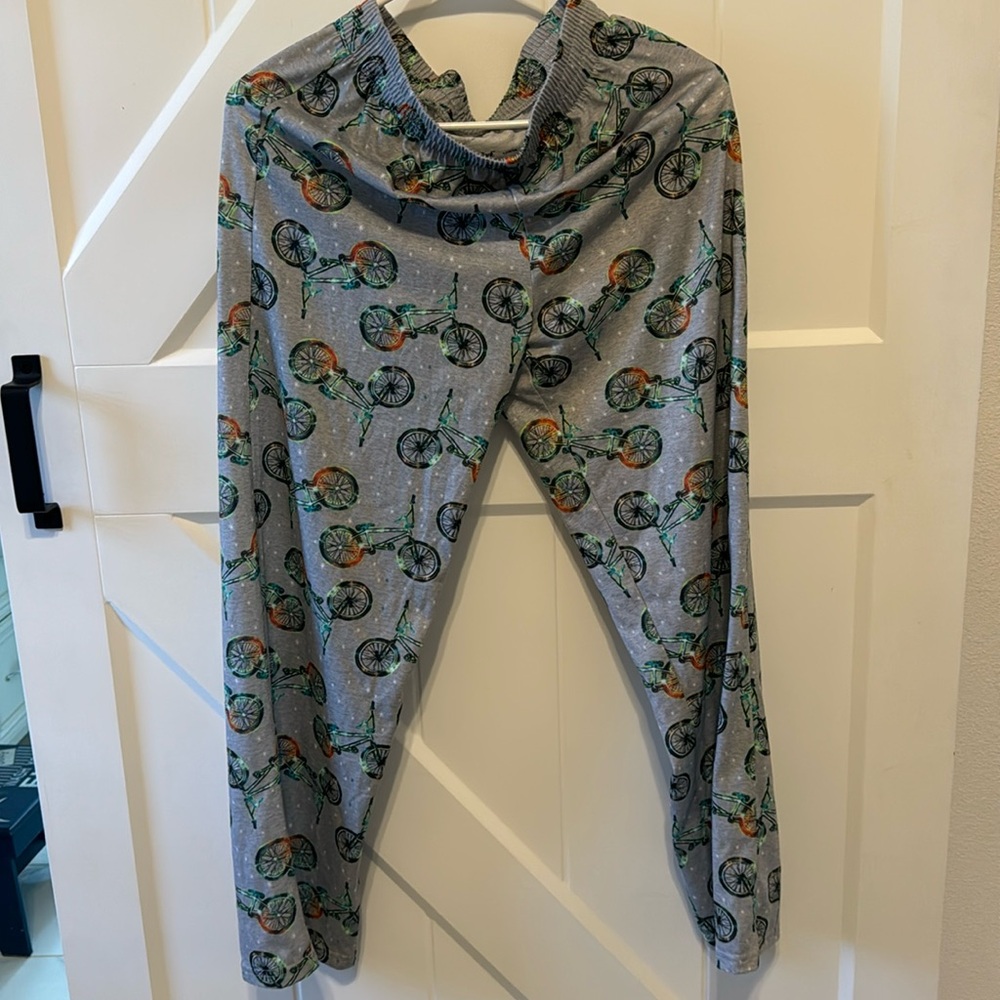 Boys pajama pants size L(12/14)